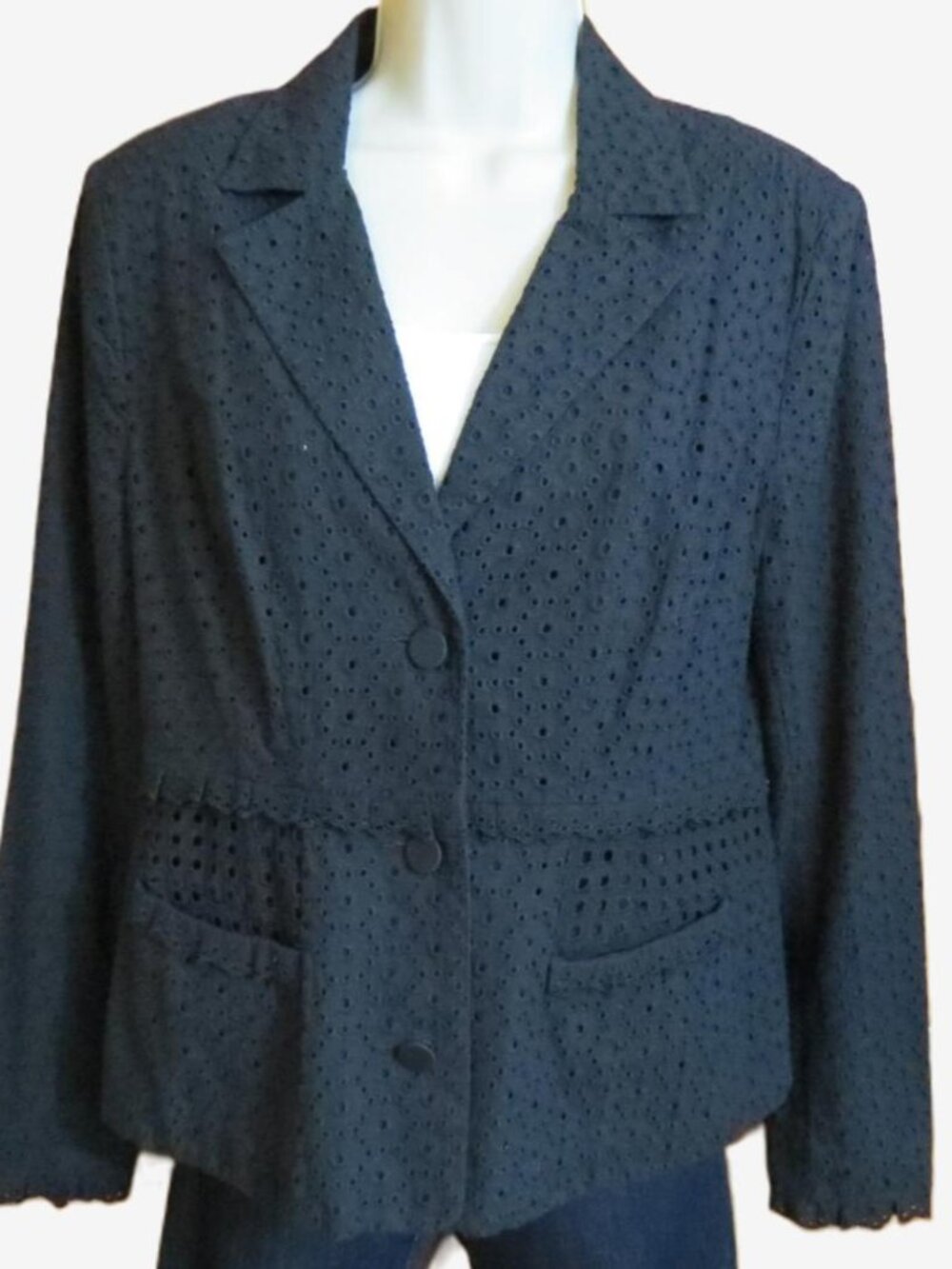 Cabi Black Eyelet Flamenco Blazer Lined Feminine Size 6